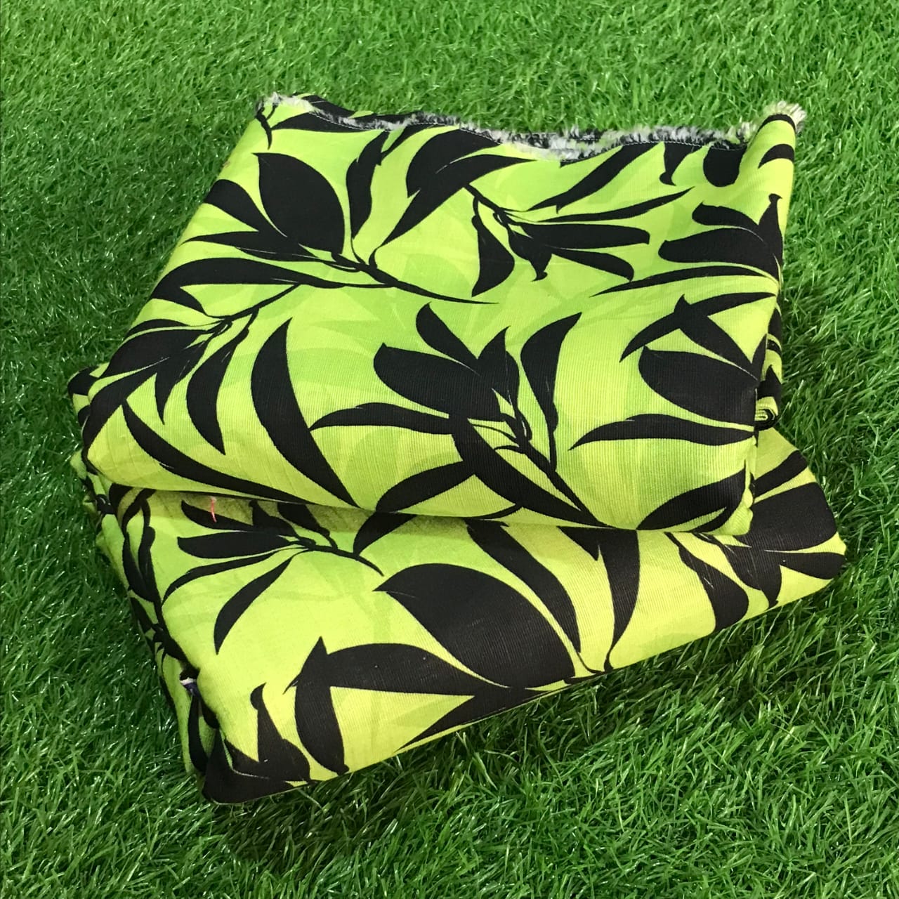 ✨Branded Khaddar 2pc Suit✨Khaddar✨