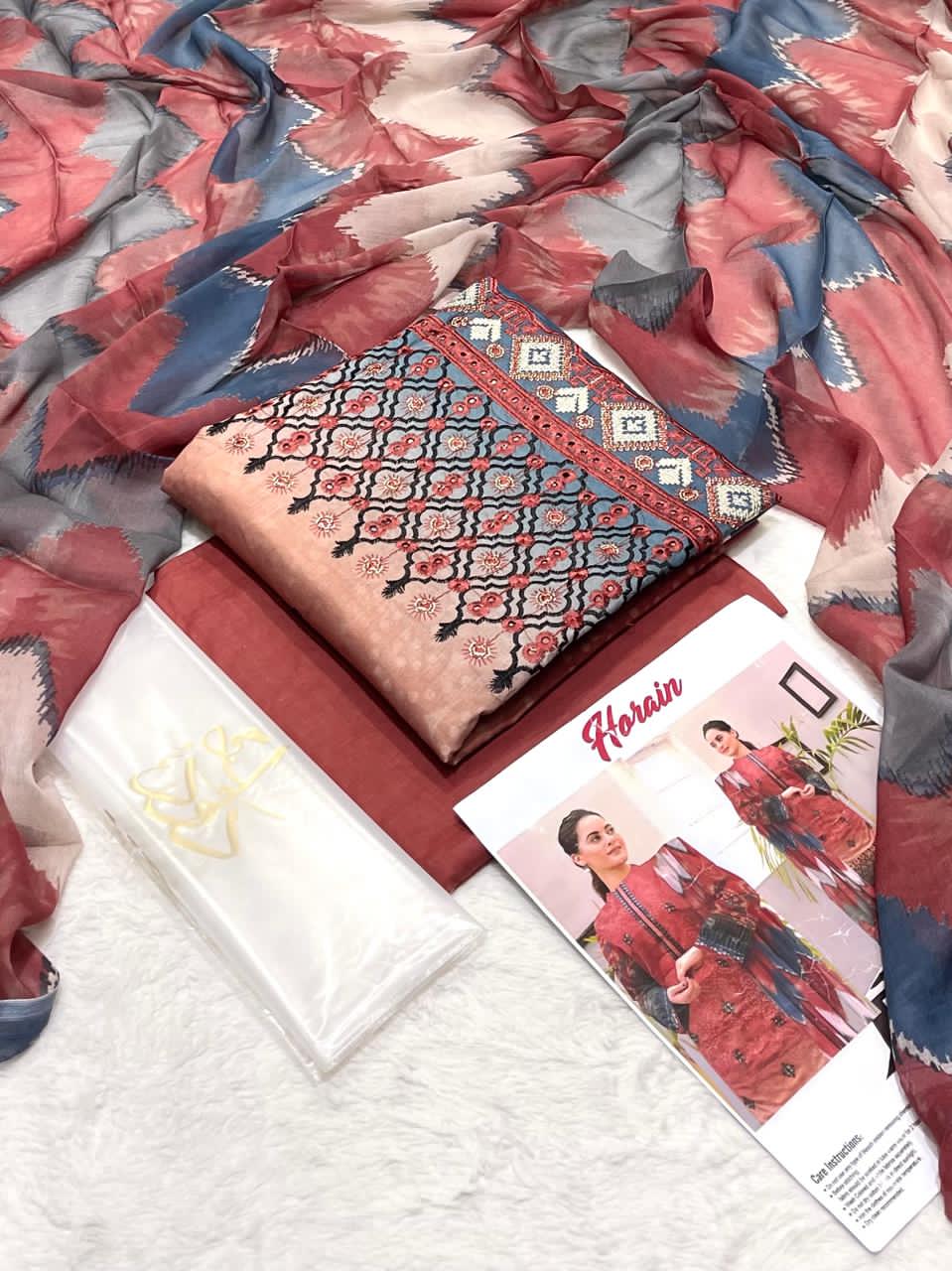 DAWOOD GEE BY HORAIN  Premium Digital Printed Unstitched 3 Piece Lawn Suit – ZeenatWear360