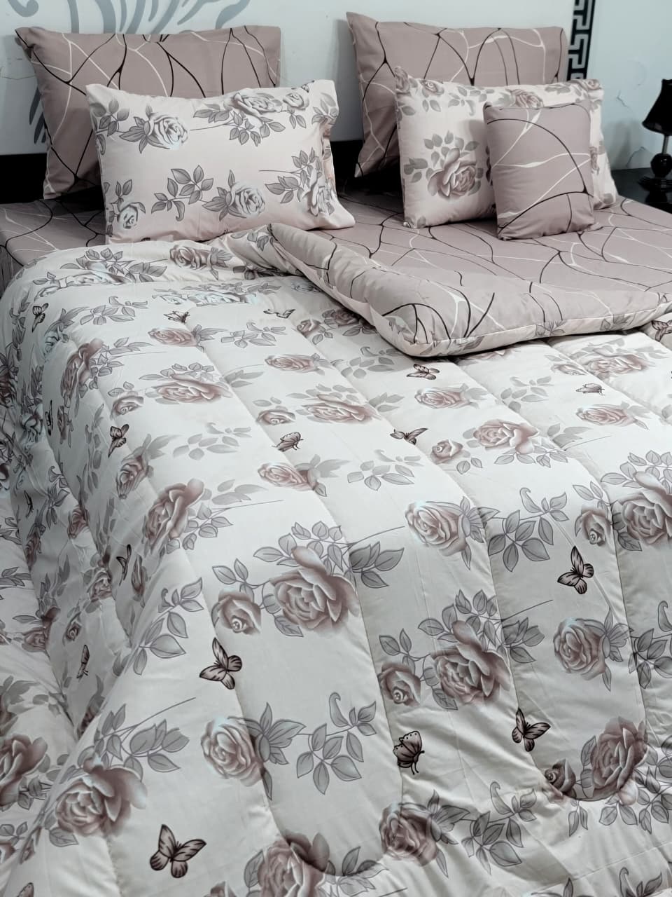 Pure Cotton Bedsheet + Vicky razai Set 7pcs