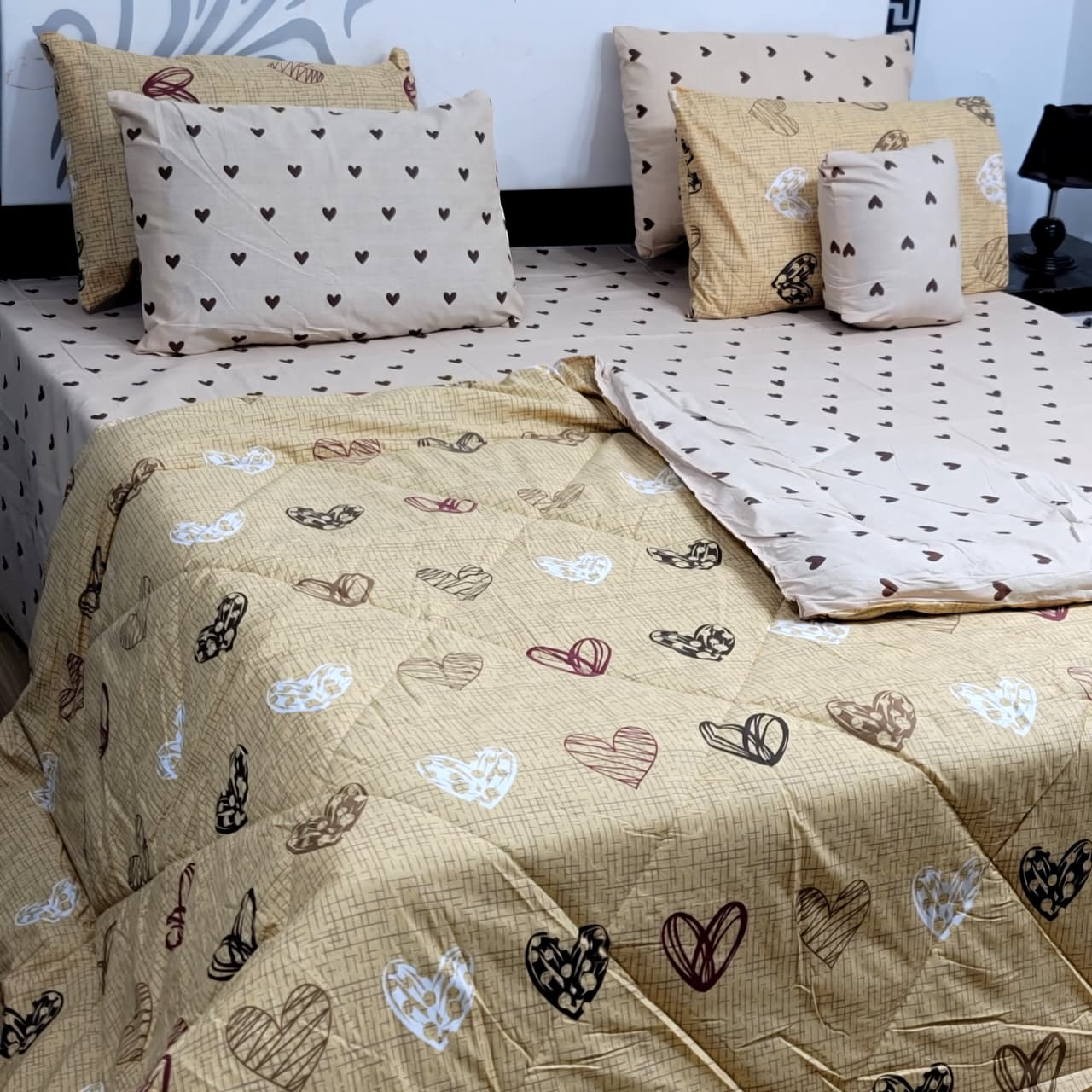 Pure Cotton Bedsheet + Vicky razai Set 7pcs