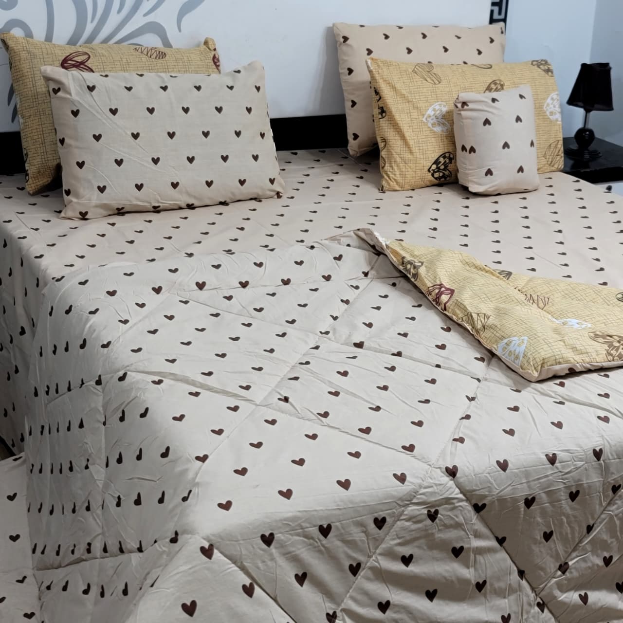 Pure Cotton Bedsheet + Vicky razai Set 7pcs