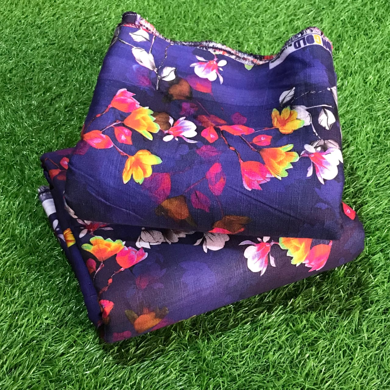 ✨Branded Khaddar 2pc Suit✨Khaddar✨