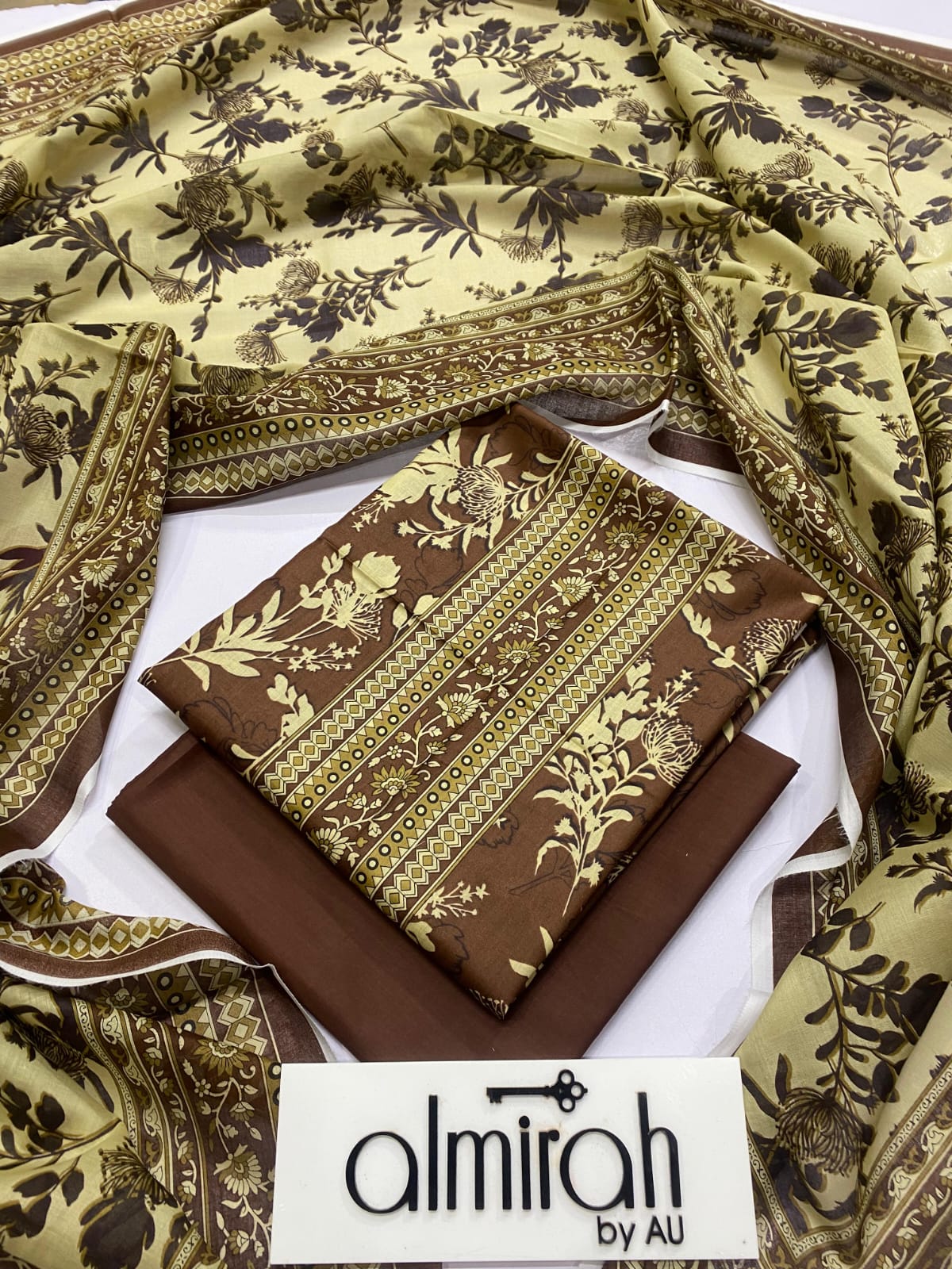 AlMIRAH Latest Collection 2026 Unstitched Lawn 3 Piece – ZeenatWear360