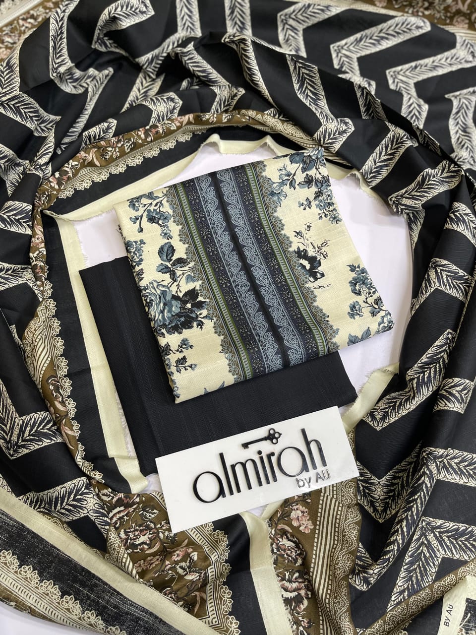 Original Almirah KHADDAR 3pc