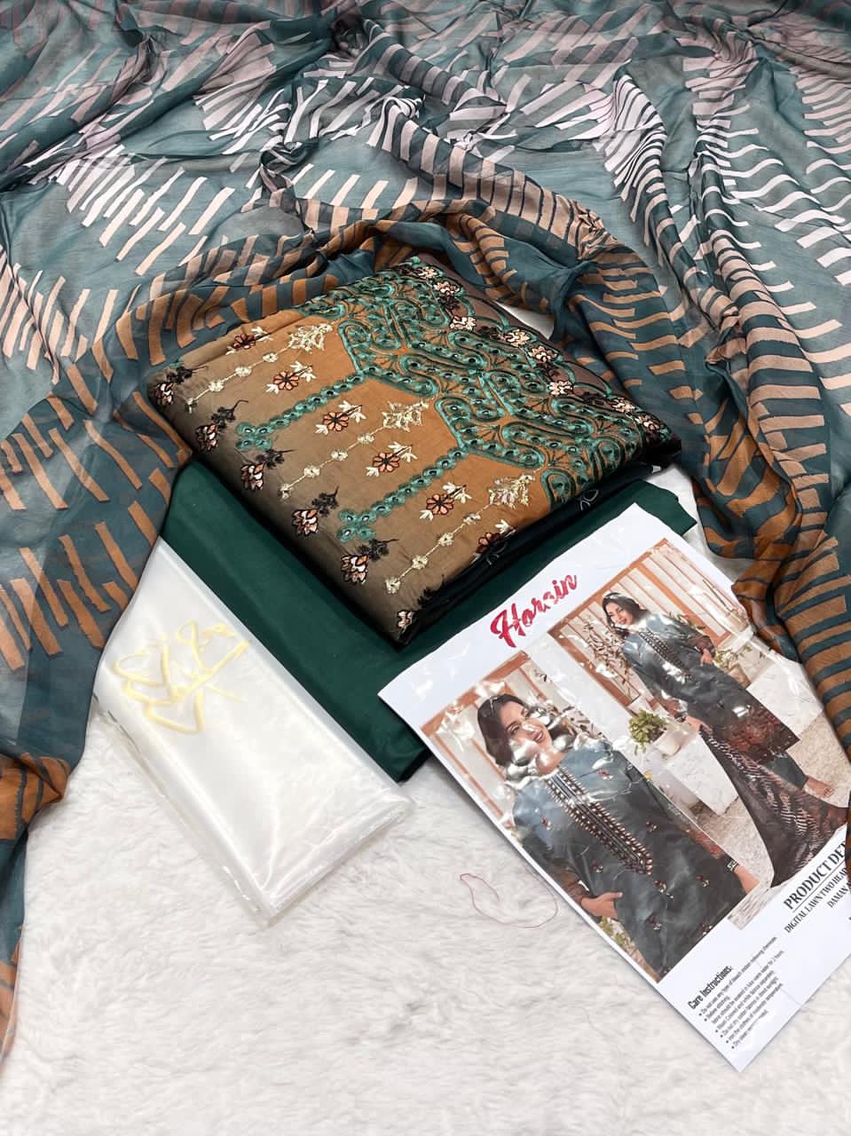 DAWOOD GEE BY HORAIN  Premium Digital Printed Unstitched 3 Piece Lawn Suit – ZeenatWear360  