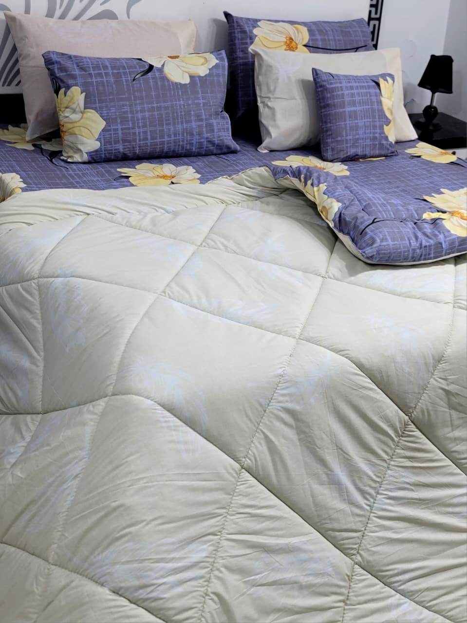 Pure Cotton Bedsheet + Vicky razai Set 7pcs