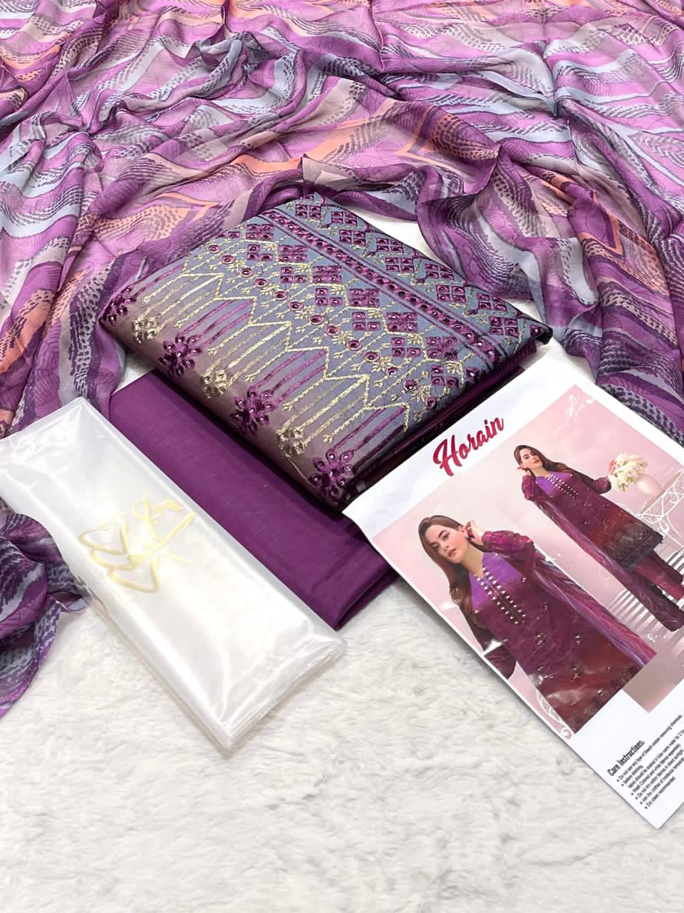 DAWOOD GEE BY HORAIN  Premium Digital Printed Unstitched 3 Piece Lawn Suit – ZeenatWear360