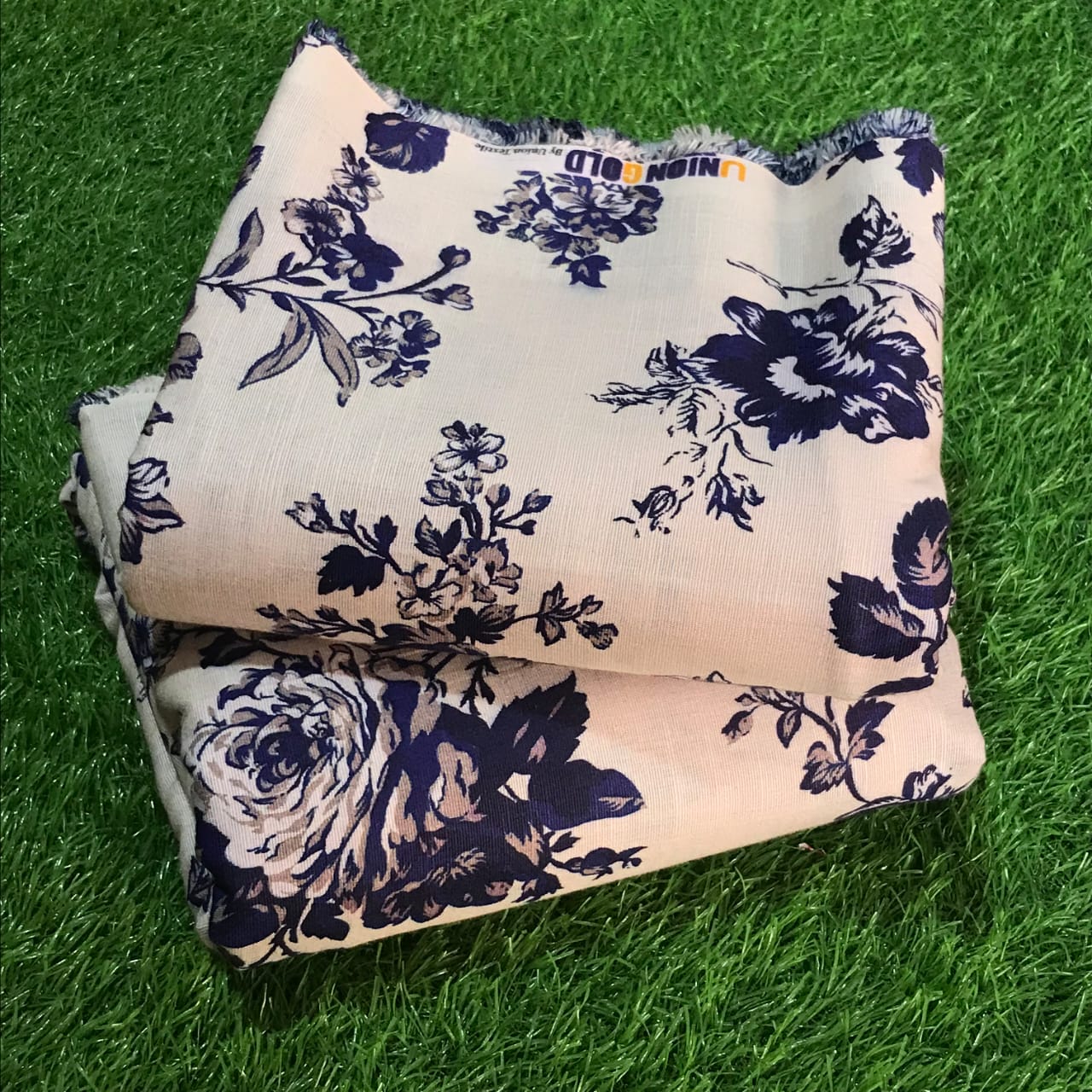 ✨Branded Khaddar 2pc Suit✨Khaddar✨