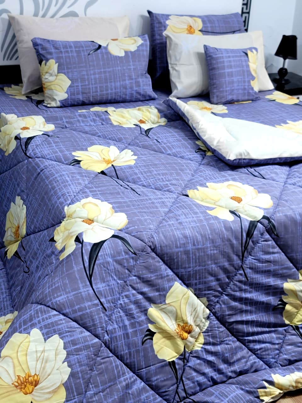 Pure Cotton Bedsheet + Vicky razai Set 7pcs